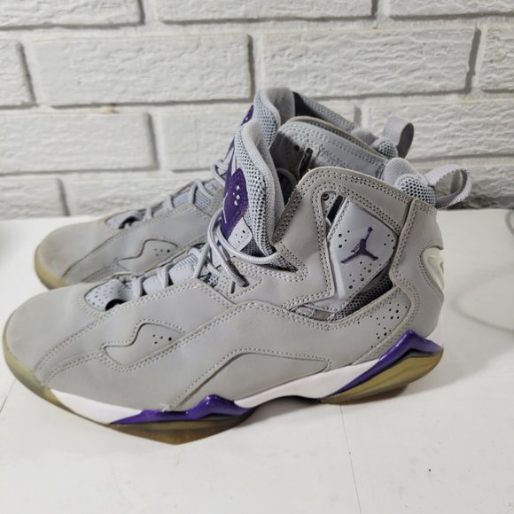 Air Jordan True Flight -- ITEM #1396 - Picture 2 of 7